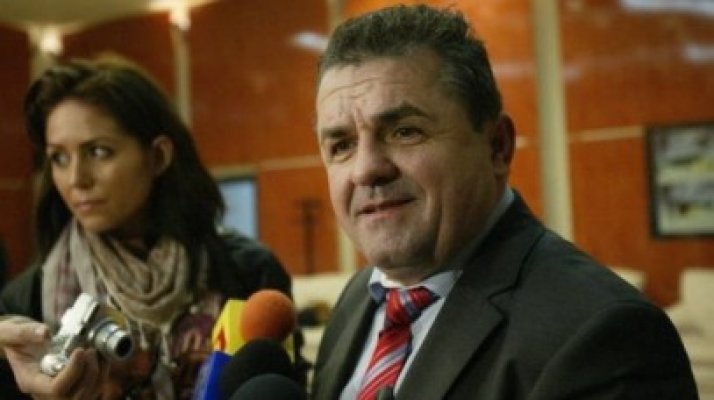 L-au jefuit pe primar în noaptea de Înviere